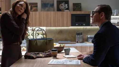 Cate Blanchett e Michael Fassbender em cena.