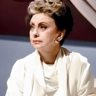 a atriz Beatriz Segall, Odete de Almeida Roitman