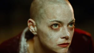 A Abelha, o Boi Morto e a CEO Alienígena: A Sátira de Bugonia sobre a Busca de Sentido na Era da Pós-Verdade