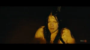 Animais Perigosos (2025): Análise do Filme de Terror que Transformou o Tubarão em Metáfora Social