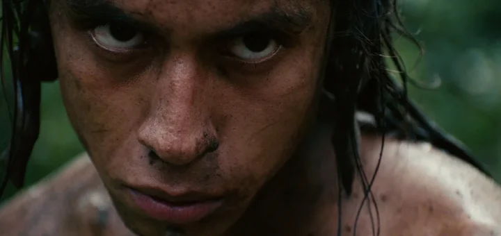 Close-up de Garra de Jaguar em Apocalypto (2006), filme de Mel Gibson