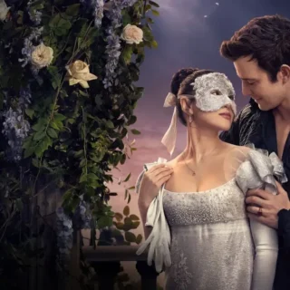 Cena romântica inspirada em Bridgerton, série da Netflix que reinventou o romance de época.