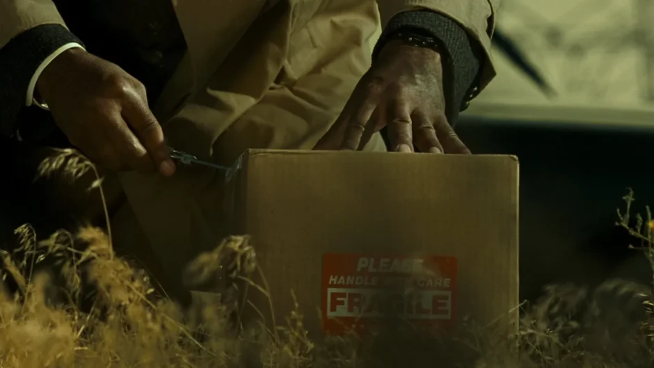 Cena da caixa no final de Seven, filme de David Fincher