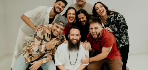 Integrantes do Coletivo Candiero em foto promocional, grupo responsável pela música Auê no gospel brasileiro