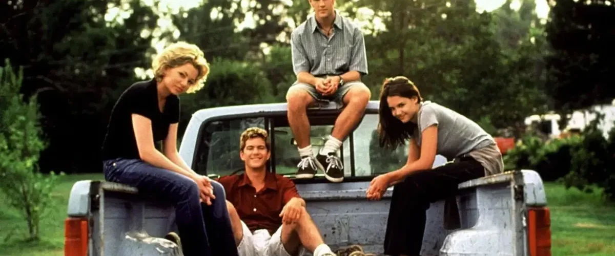 Elenco de Dawson’s Creek em cena icônica da série dos anos 90
