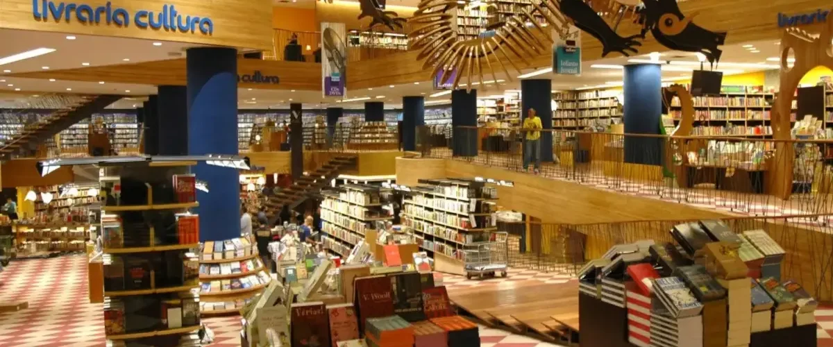 Interior da Livraria Cultura em São Paulo antes da falência e fechamento das lojas físicas