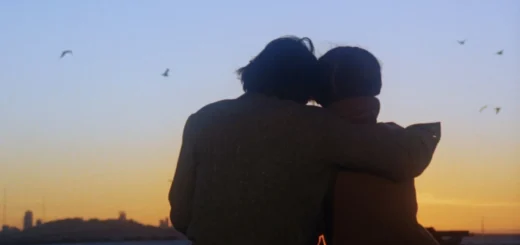 Harold e Maude em cena do filme Ensina-me a Viver (1971)