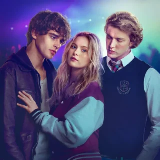 Cena promocional de Love Me, Love Me, romance adolescente do Prime Video ambientado em Milão