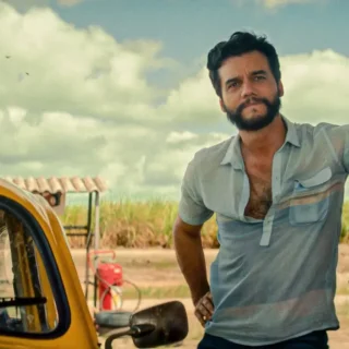 Cena do filme O Agente Secreto exibido na Semana do Cinema 2026 com ingressos promocionais no Brasil