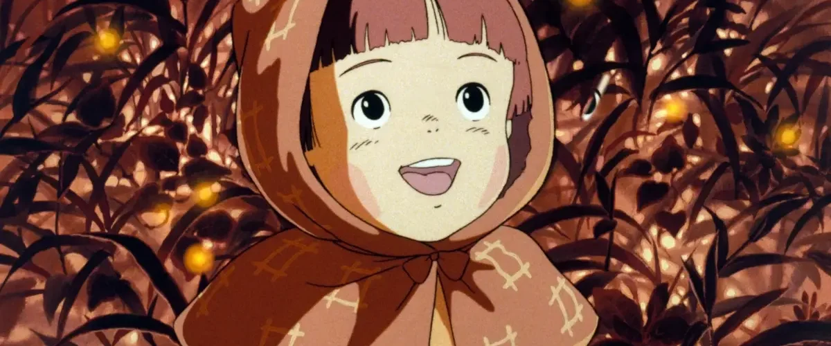 Setsuko entre vagalumes em Túmulo dos Vagalumes, animação do Studio Ghibli dirigida por Isao Takahata