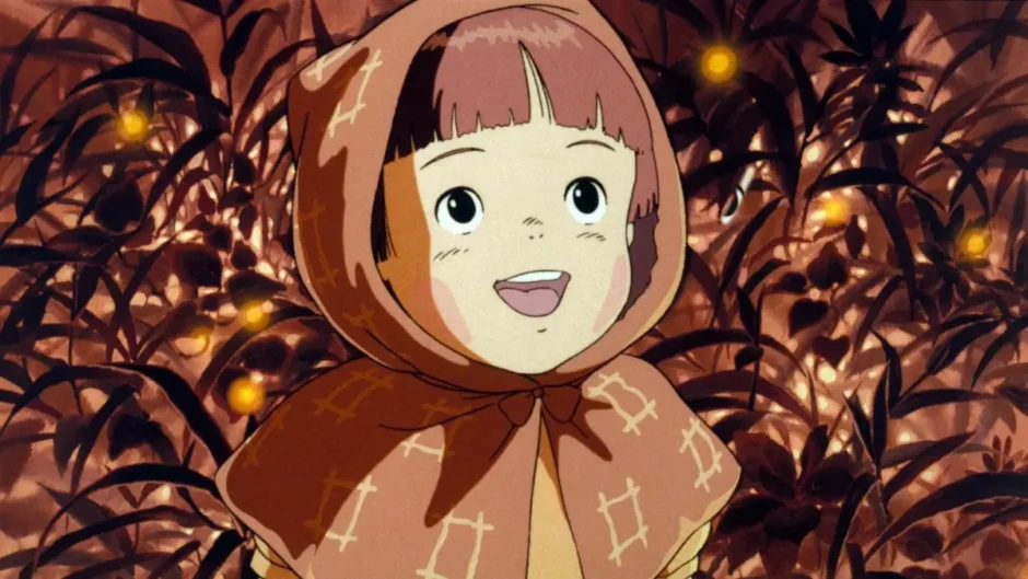 Setsuko entre vagalumes em Túmulo dos Vagalumes, animação do Studio Ghibli dirigida por Isao Takahata