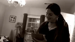 White Feather Hawk Tail Deer Hunter: Quando Lana Del Rey Trocou o Épico pelo Doméstico — e o Gesto Mais Radical de Sua Carreira