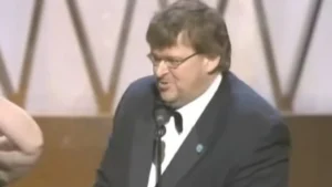 Michael Moore no Oscar 2003: a Vaia como Instrumento de Silenciamento