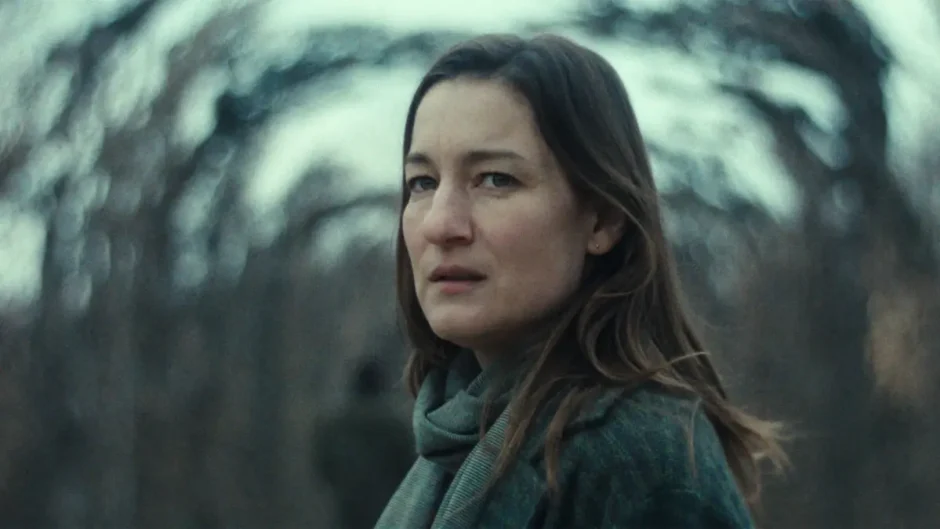 Marie Leuenberger como Julia no filme Mother’s Baby de Johanna Moder