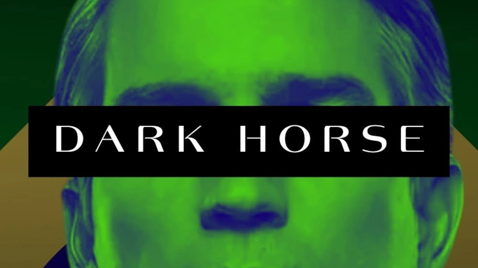 Arte estilizada do filme Dark Horse sobre Jair Bolsonaro em tom verde e sombrio