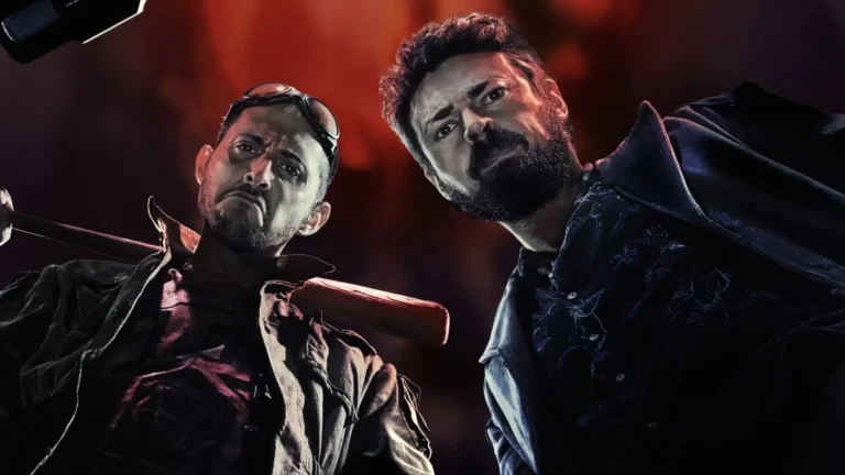 Frenchie e Butcher em cena da temporada final de The Boys